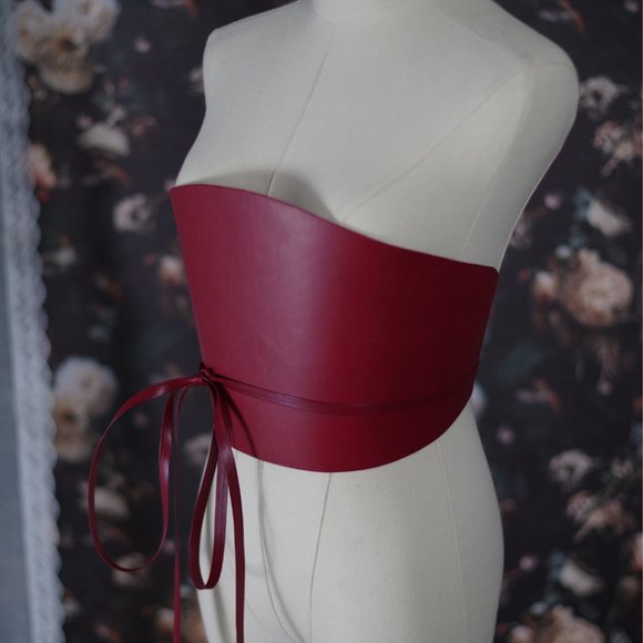 Dehanche Inspired Vachetta Leather Corset Belt with Thin Tie Straps - Picture 9 of 16